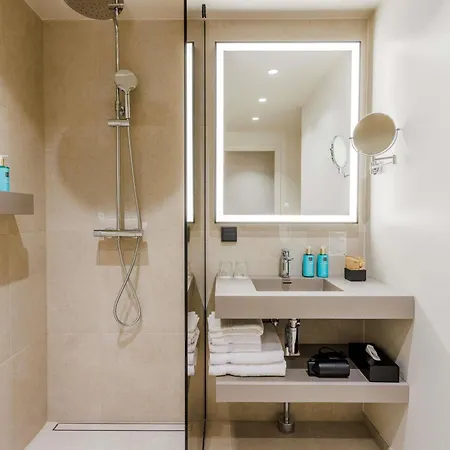 Готель Novotel 4*