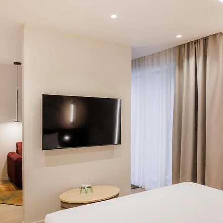 Novotel 4*