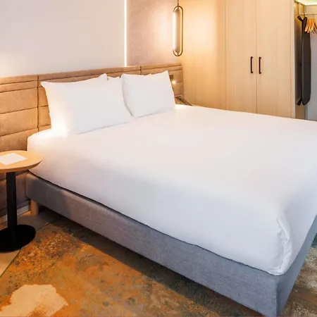 Novotel Hotel 4*