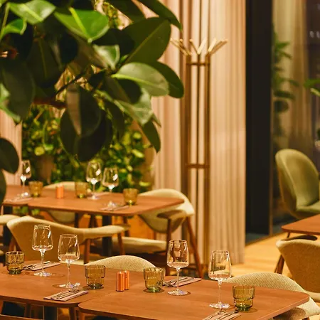 Готель Novotel 4*